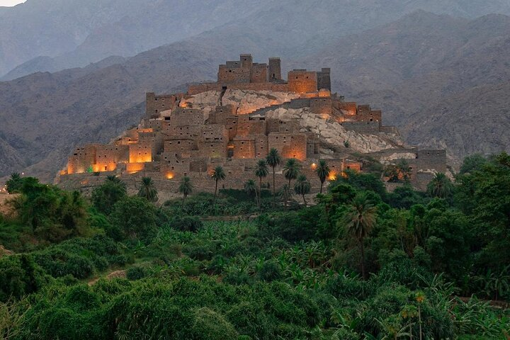 Discover the Green Sarawat Mountains (6-day trip) - Photo 1 of 15